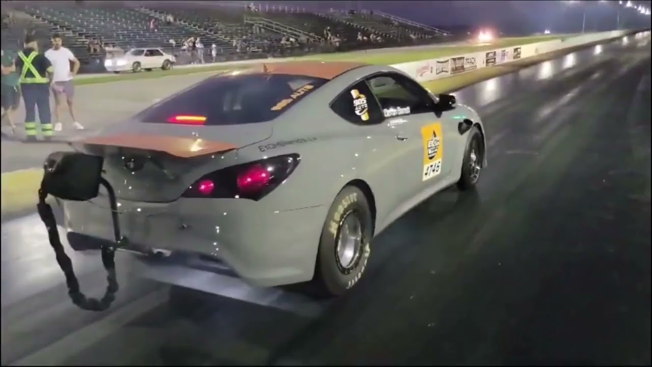 Worlds Fastest Genesis Coupe Drag Pass: 8.89 @ 160.5 MPH