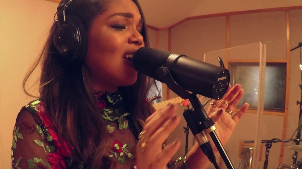 Sam Jam: Voy (Kristy Crawford)