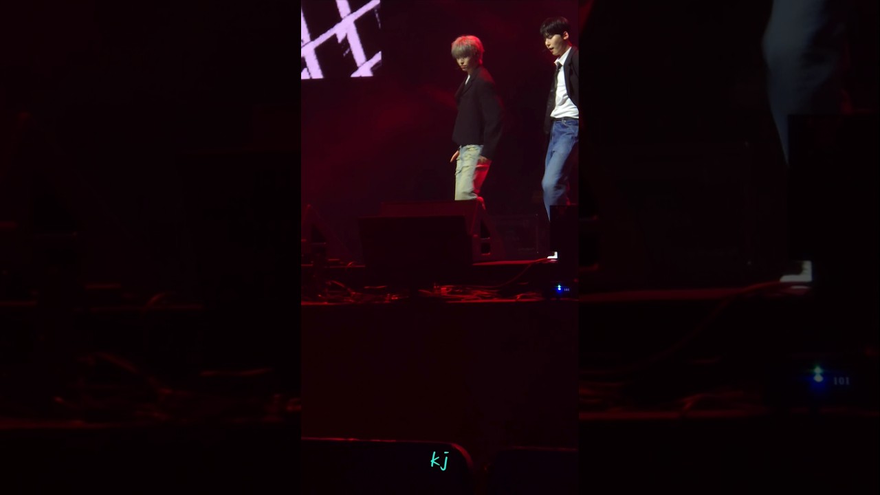 ONEUS - Baila Conmigo (fancam only) 🤭📹 2024 Incheon Airport Sky Festival 241109