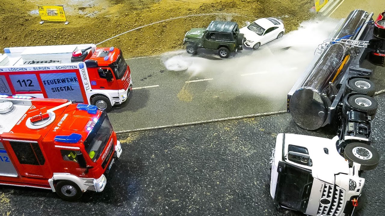 RC FIRE TRUCKS, RC FIRE RESCUE OPERATION, RC TRUCK CRASH! FASZINATION MODELLBAU 2024 FRIEDRICHSHAFEN