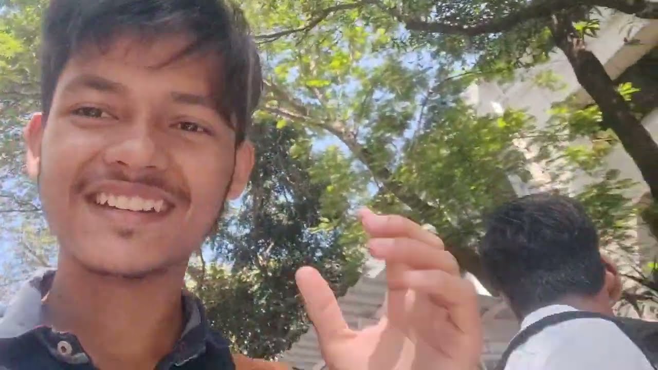 BEST Form Ka Kaam Aur Full Foodie Day 😋🔥 | Lift, Sea Face & Phoenix Mall | Vlog 20.
