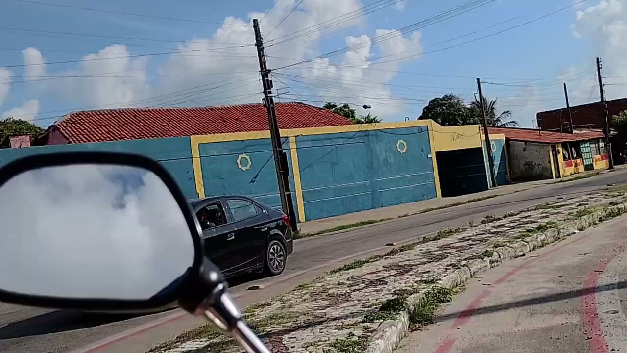 Pedalando pelas ruas e passando na praça do Polar e  Barra do Ceará eu e Deus 