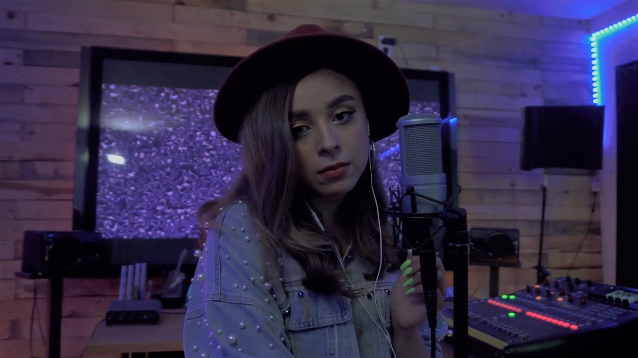 BELINDA (COVER) - LUZ SIN GRAVEDAD- FRIDA PIÑA