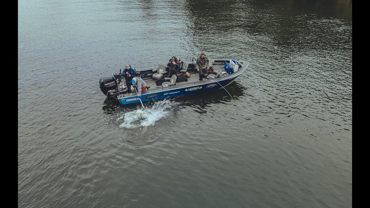 Southern Oregon Salmon Fishing 2023