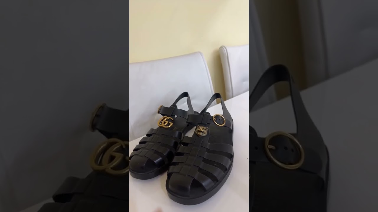 Gucci Black Rubber Double G Lion Head Flat Sandals 