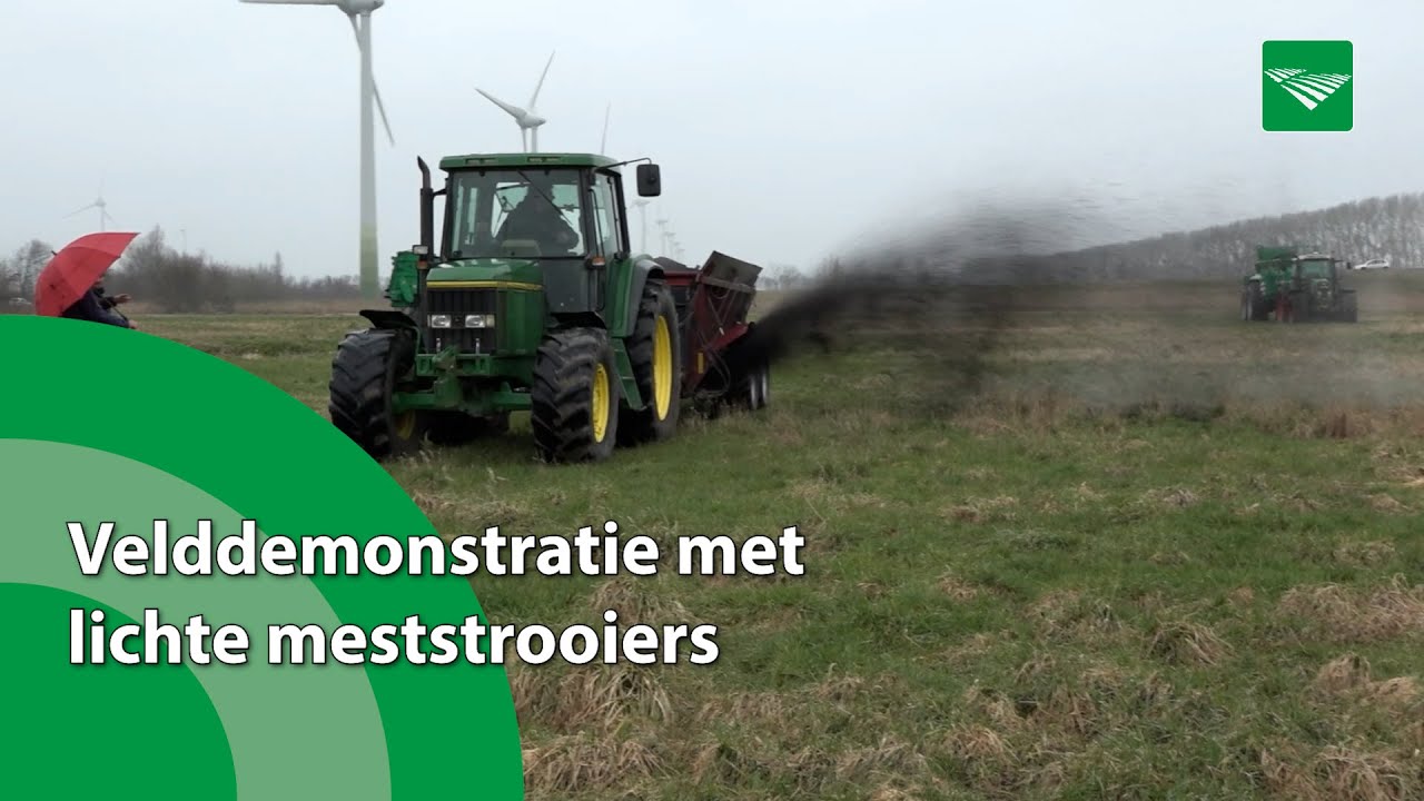 Velddemonstratie met lichte meststrooiers