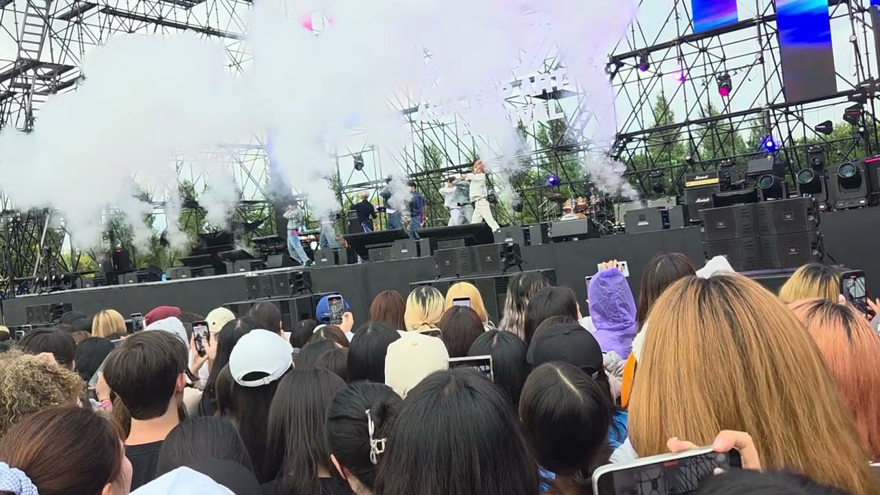 250928 크래비티 Cravity (1) 2025 Asia Top Artist Festival