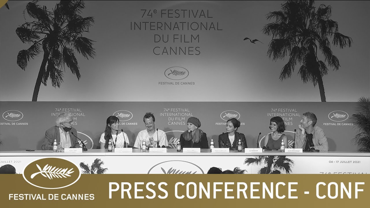 COW - PRESS CONFERENCE - CANNES 2021 - EV