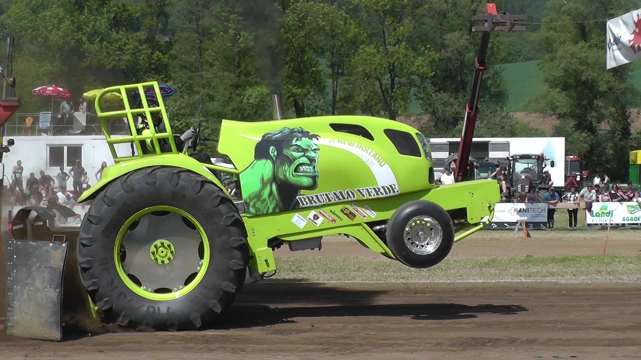 Tractorpulling compilation