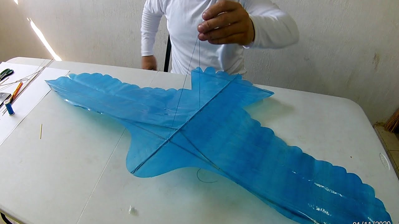 COMO HACER UN BARRILETE , PAPAGALLO O PAPALOTE DE AGUILA