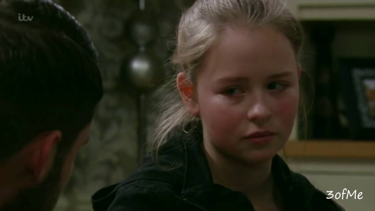 Robert & Aaron & Liv ~ Robron ~ Roblivion ~ Emmerdale ~ Count on me :)