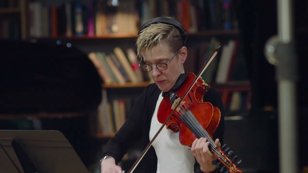 Silent Articulation of a Face from 'Air Songs'-composed by Jody Redhage Ferber
