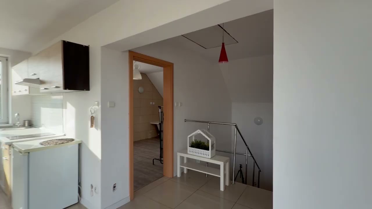 Kobylec - dom na sprzedaż, 3 oddzielne wejścia, duża, zagospodarowana działka.