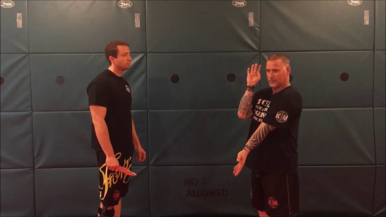 Practical Urban Self Defense/Technique a Week/Moving Knife Attack, Angle 3