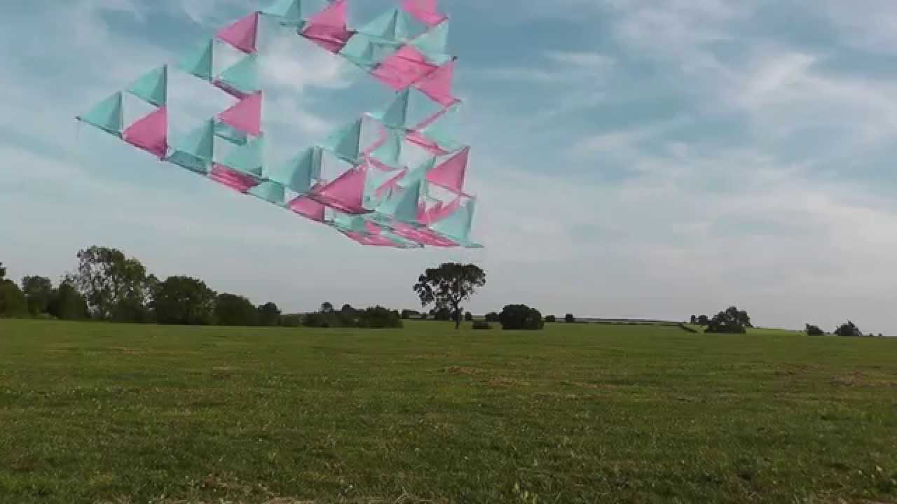64 cell tetrahedral kite
