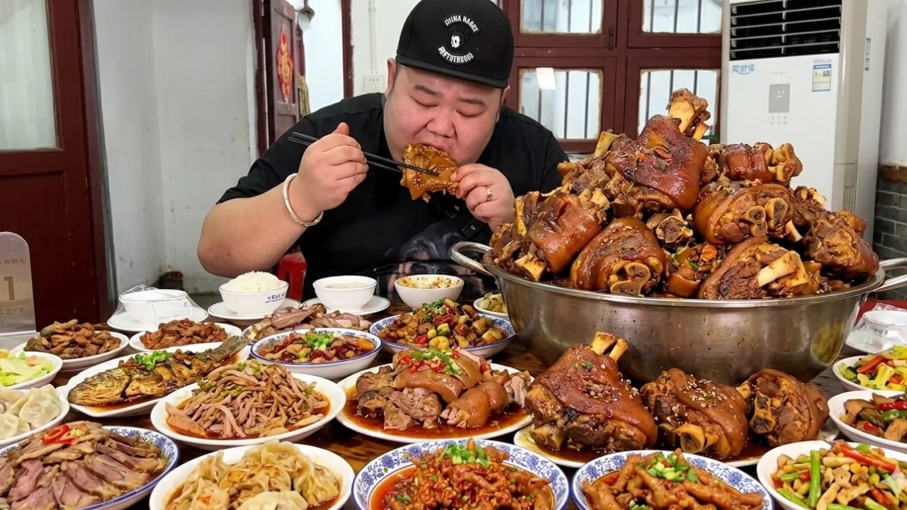 哈爾濱大肘子，胖哥食慾爆表！這紅燒肉簡直太香了【櫻木花胖】