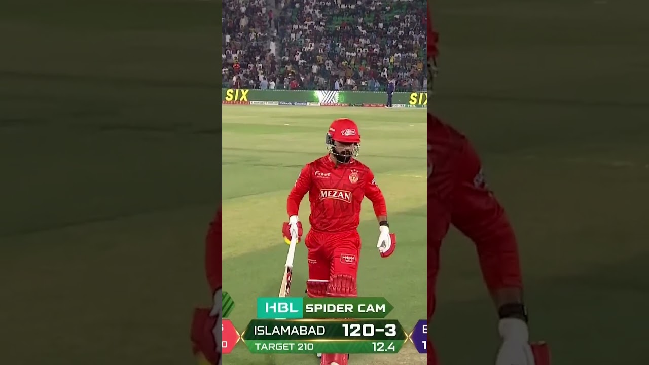 𝑰𝑵𝑻𝑶 𝑻𝑯𝑬 𝑺𝑻𝑨𝑵𝑫𝑺 Skipper with a much-needed boundary! #QGvIU | #HBLPSLX I #ApnaXHai M2M1A