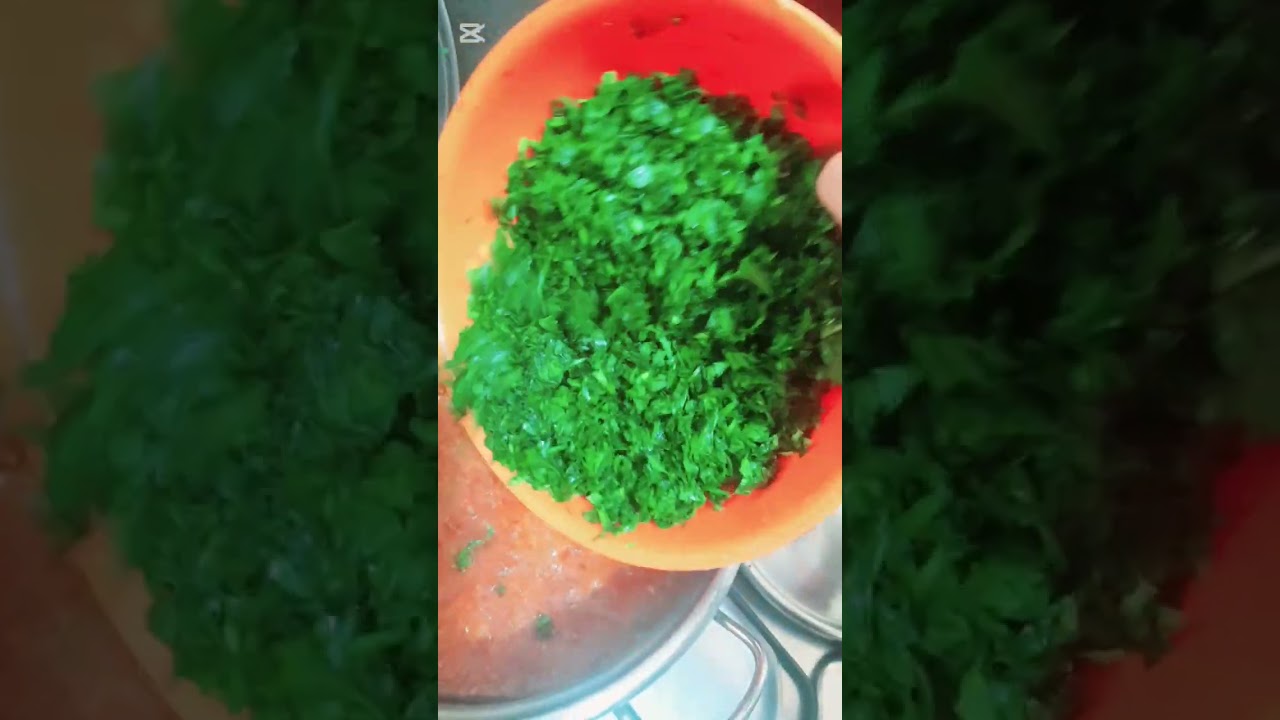 طريقة السبانخ سهلة جدا🍅🥗🥗🍜ادخلوا شوفوها ويارب تعجبكم 🍛🍜🥫🥫