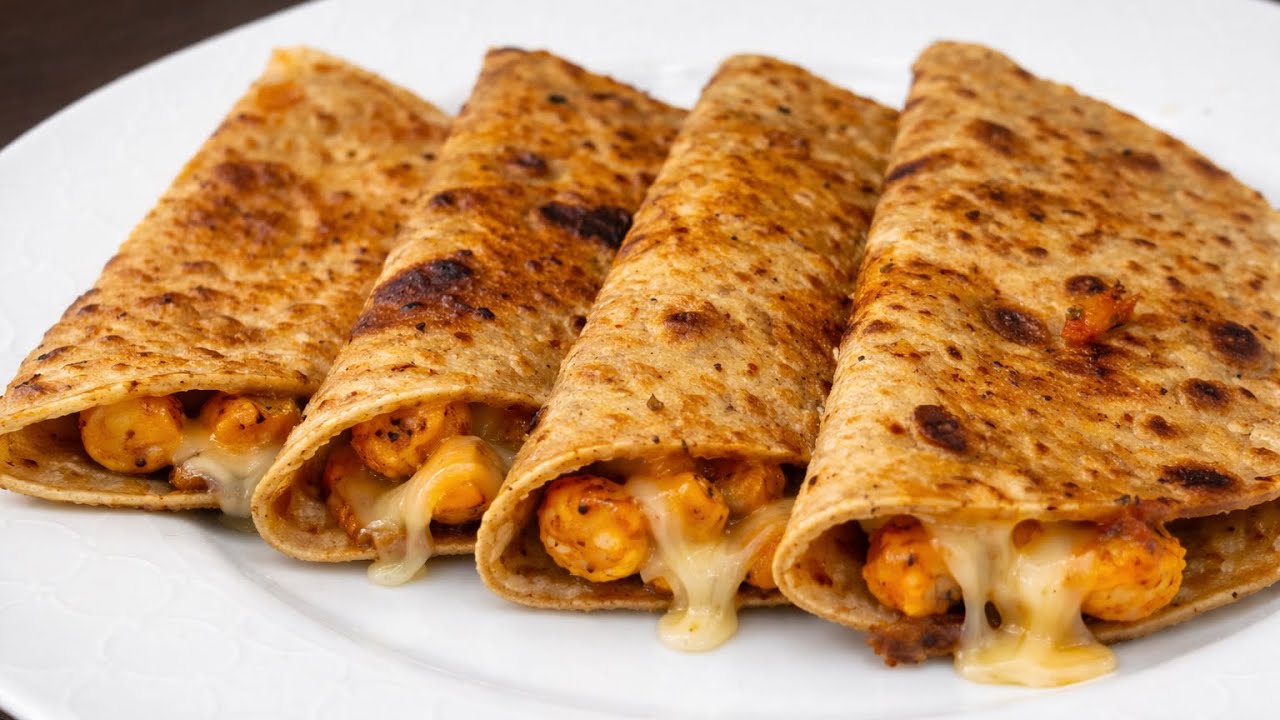 Aaj bachchon ki farmaish pe hum kuch special bana rahe hain — Paneer Tacos 🌮