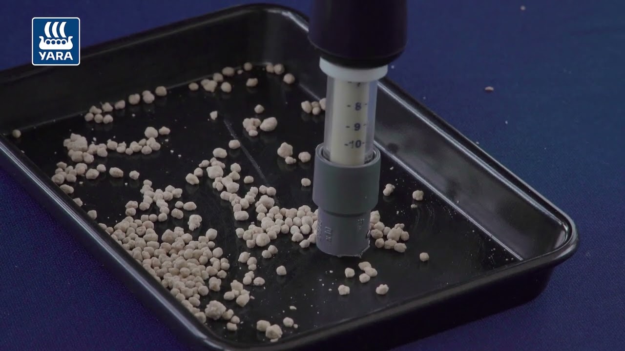 Measuring the physical quality of fertiliser