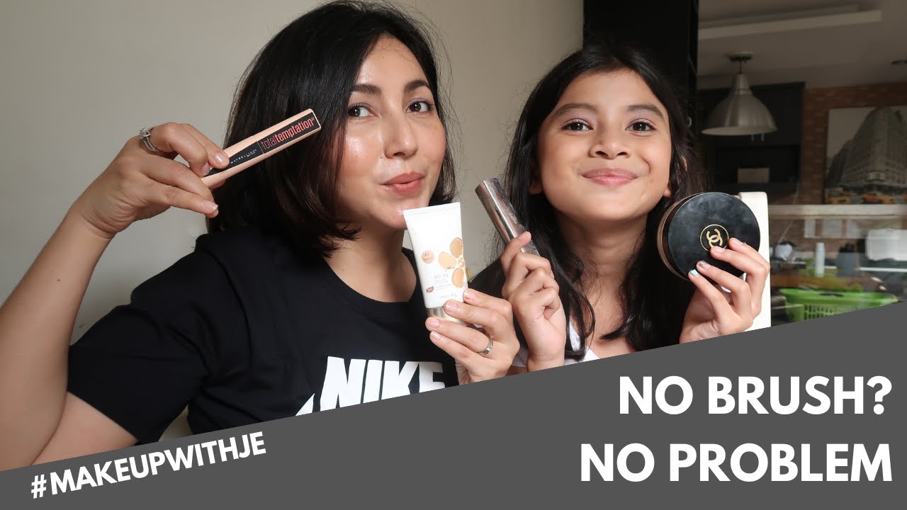 Simple Makeup with Super Glowing Tinted Moisturizer & Chocolate Smelling Lipstick