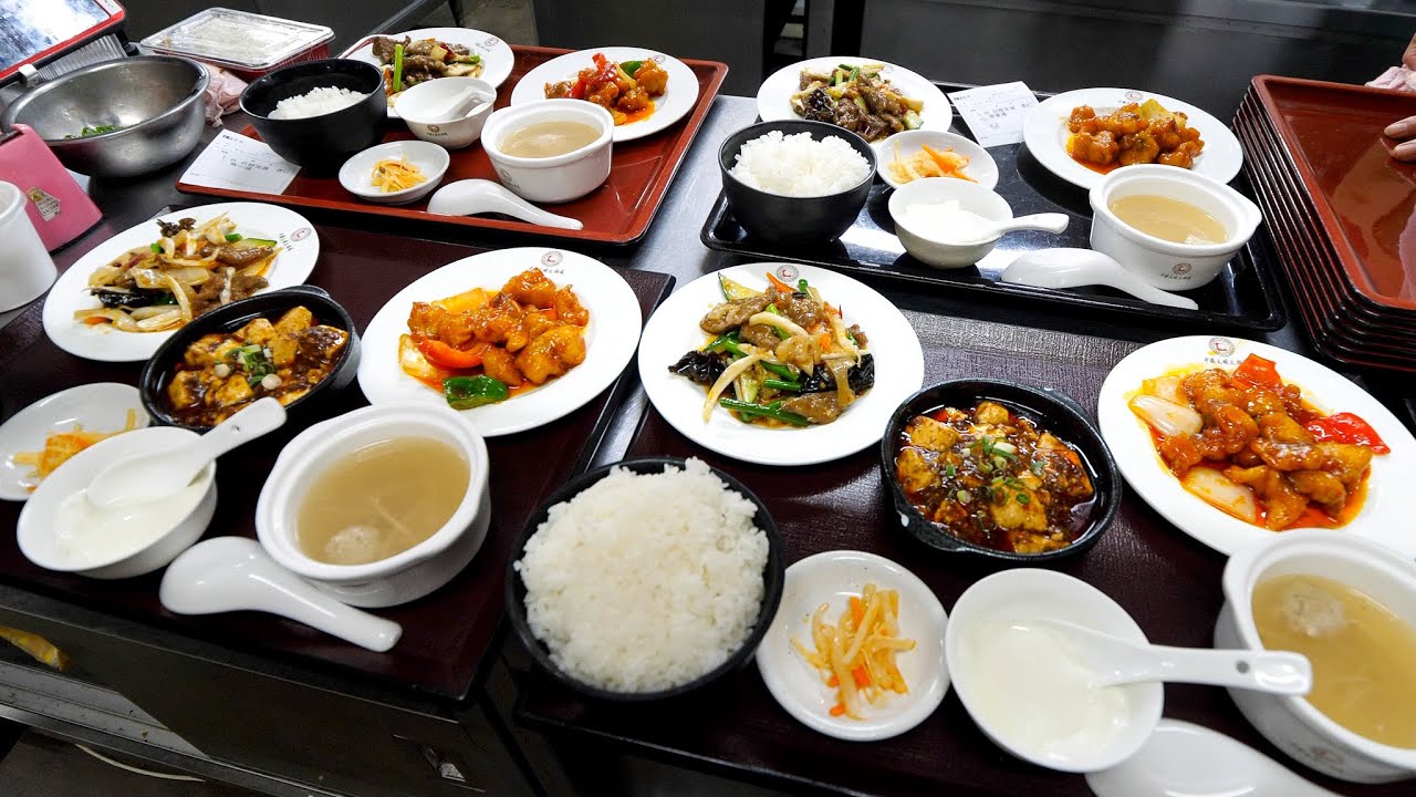 無限にご飯がススム炒飯鍋振り中華のガッツリ９００円ランチが最高すぎた。。