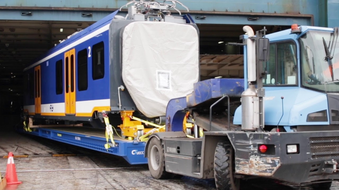 UECC The Leader II - High & Heavy and Breakbulk