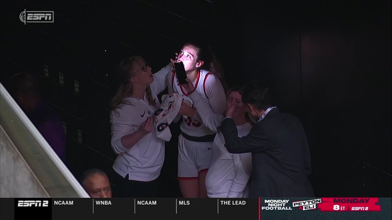Kitley ELBOWED By OWN TEAMMATE & Heads To Locker Room | #3 Iowa Hawkeyes vs #8 Virginia Tech Hokies