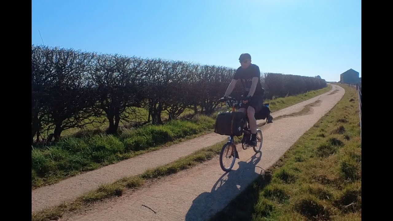 Brompton Bikepacking - The Old North from Alnmouth to Berwick