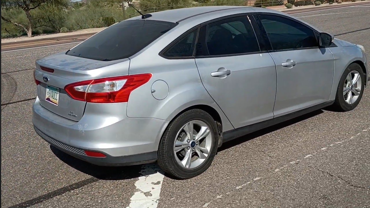 2014 Ford Focus SE - Quick Review and Test Drive 
