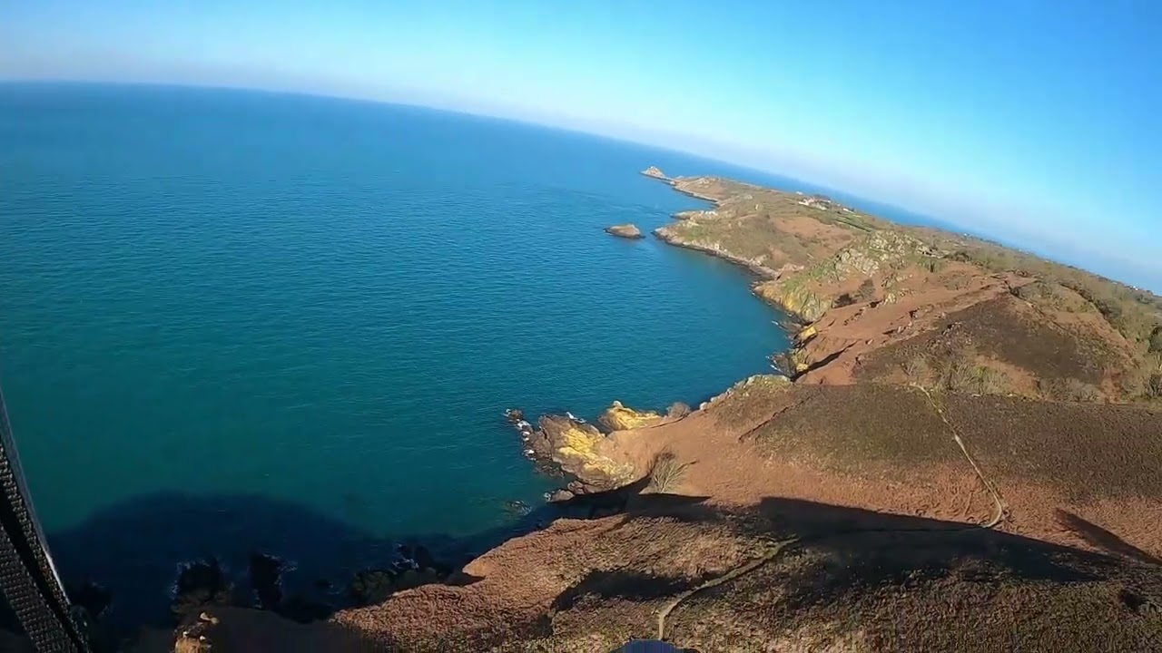 Paragliding. Jardin D'Olivet. Jersey.Phi Beat 2