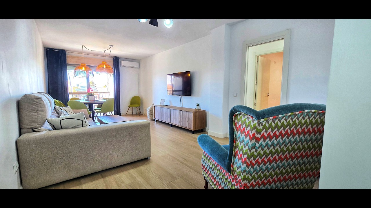 Piso amplio y luminoso en Ronda Avenida de Málaga  #viveloconnosotros
