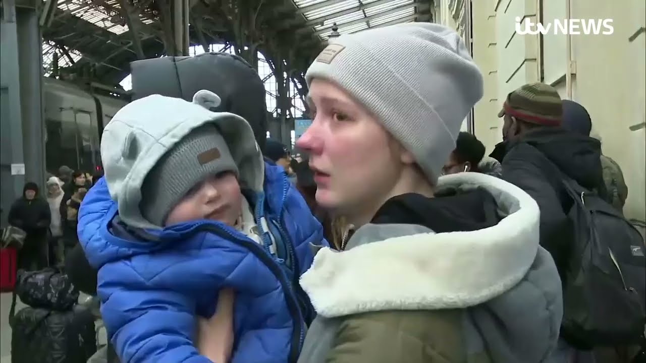 Desperate scenes as Ukrainians cram onto trains to Poland to seek refuge from invasion | ITV News