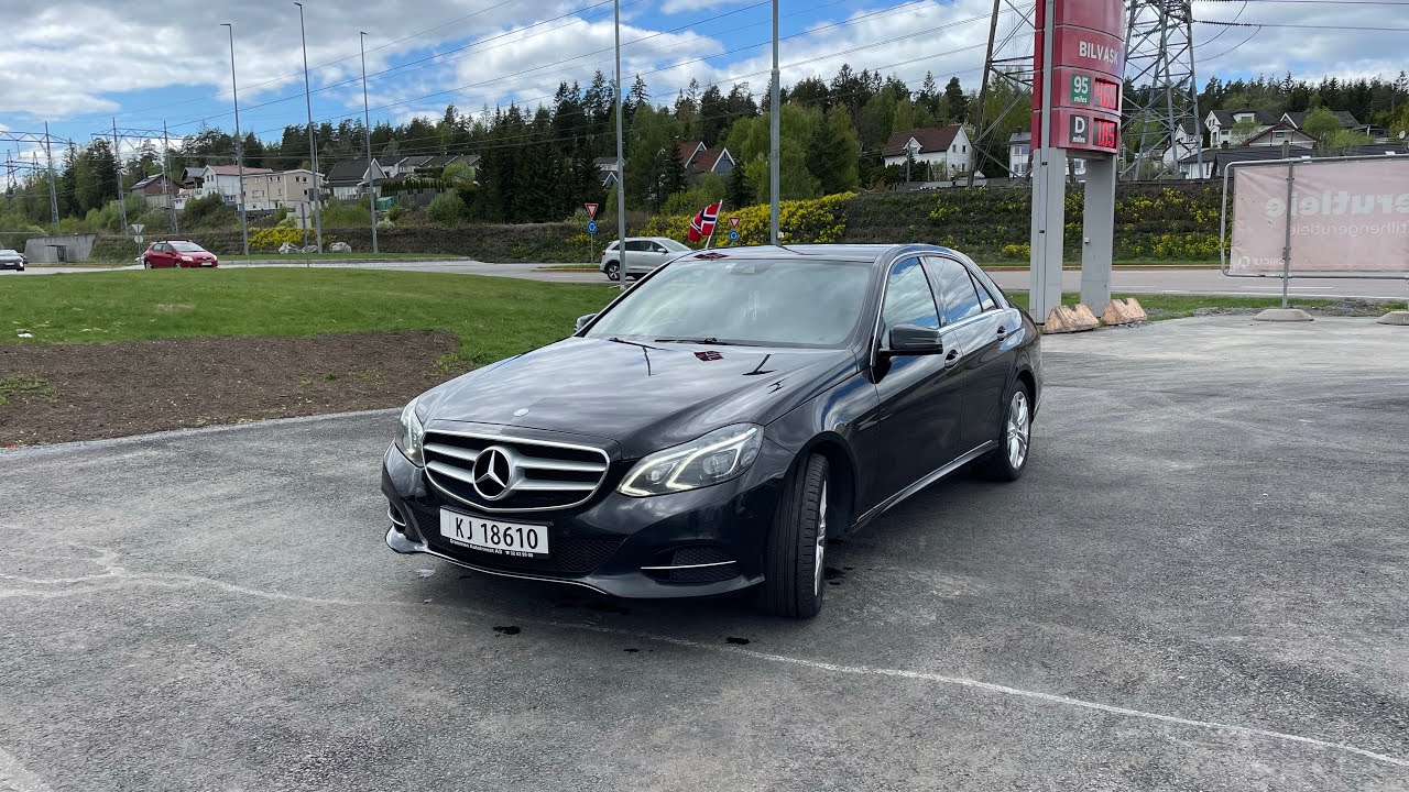 Mercedes W212 Headlight removal