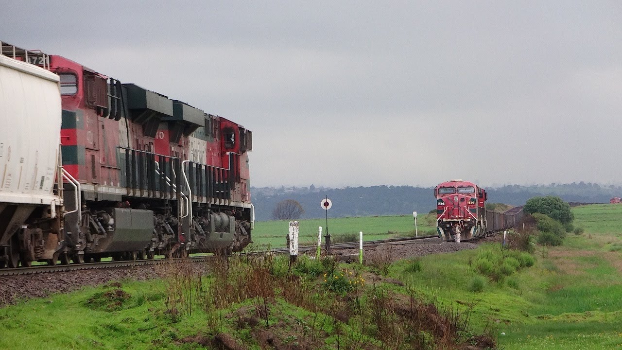 Ferrosur y Ferromex, Encuentro Químico FSRR ES44AC's y Metalero FXE AC4400CW's y DPU ES44AC.