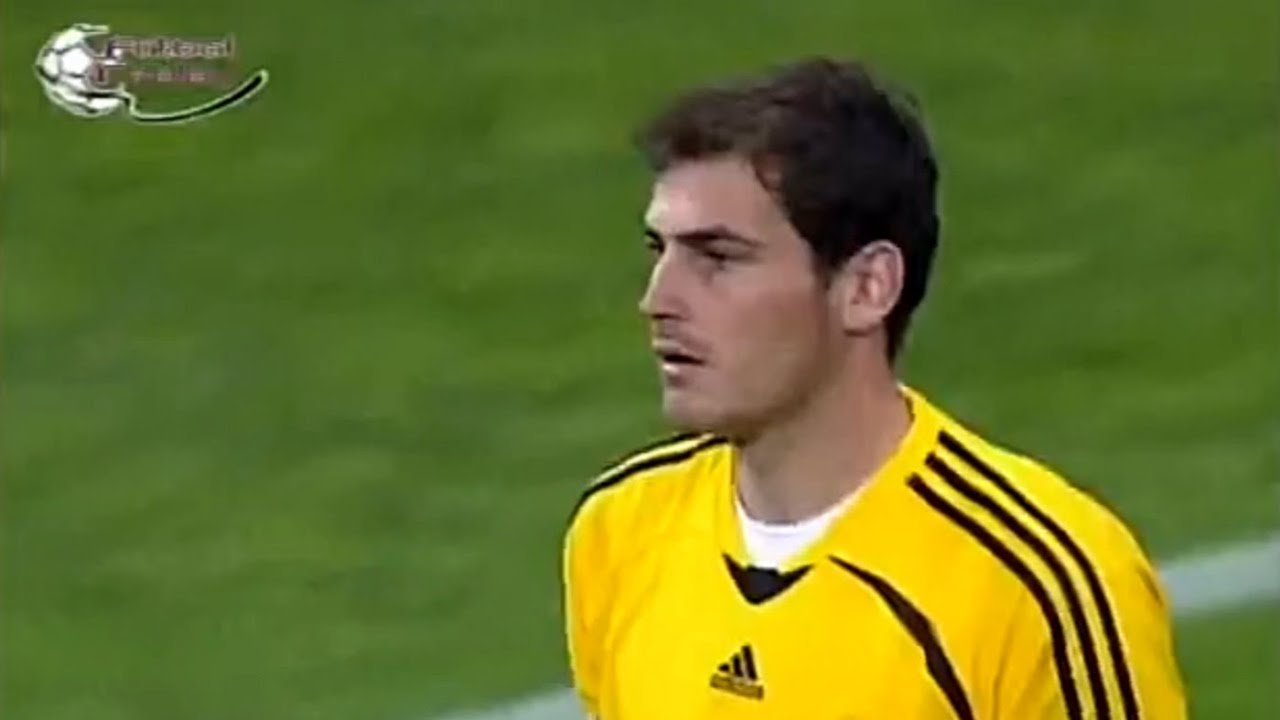 Iker Casillas Vs Athletic Bilbao (Home) 2008/09