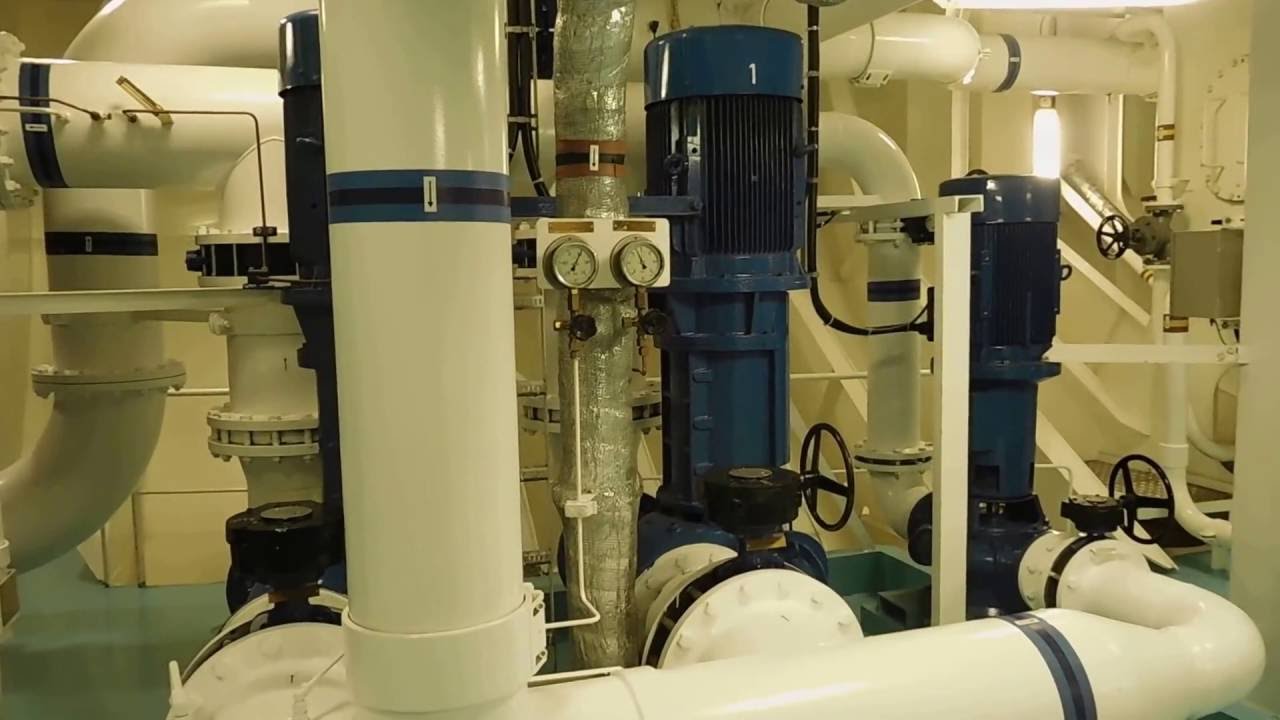 Container vessel engine room tour!