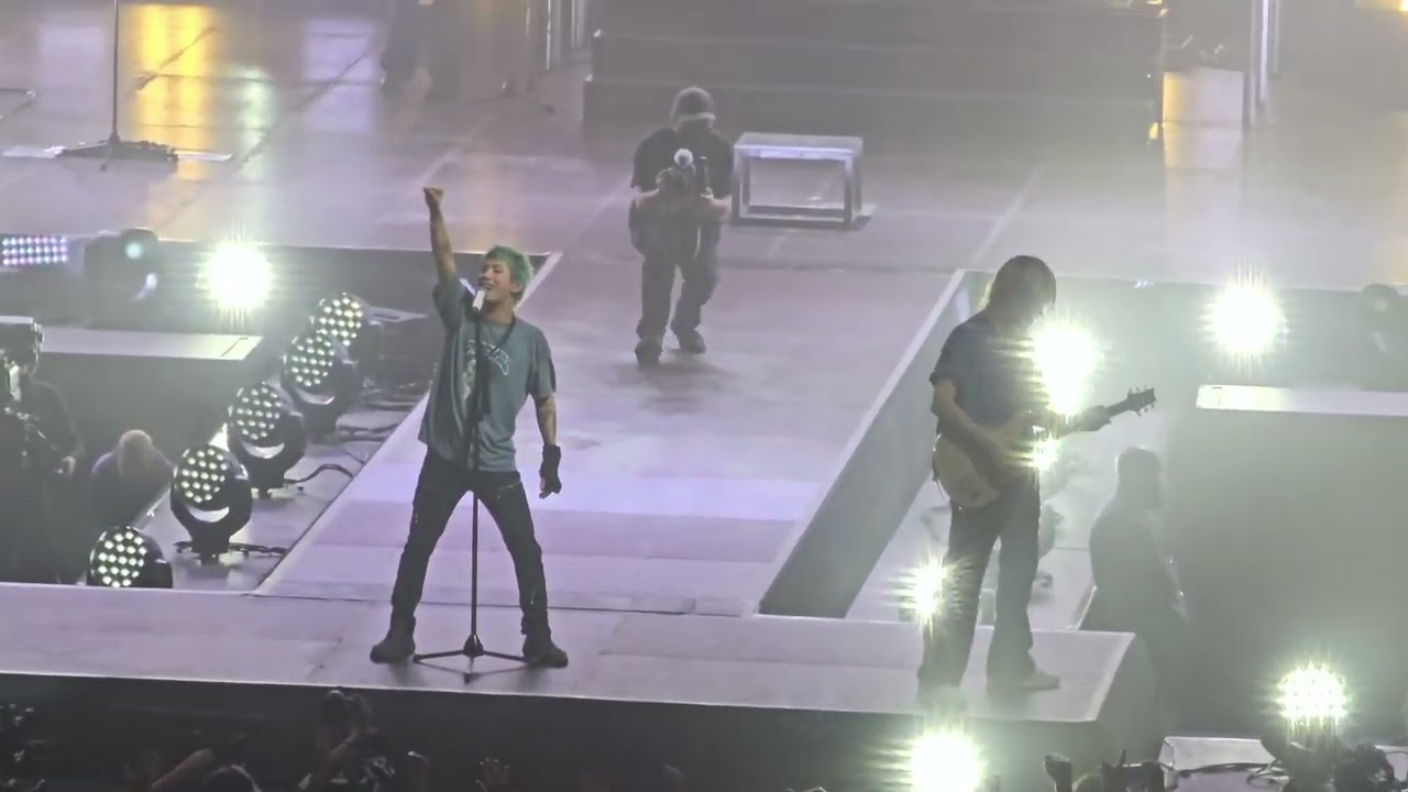 ONE OK ROCK ワンオクロック - WASTED NIGHT - Live in PARIS 2024, Oct 7