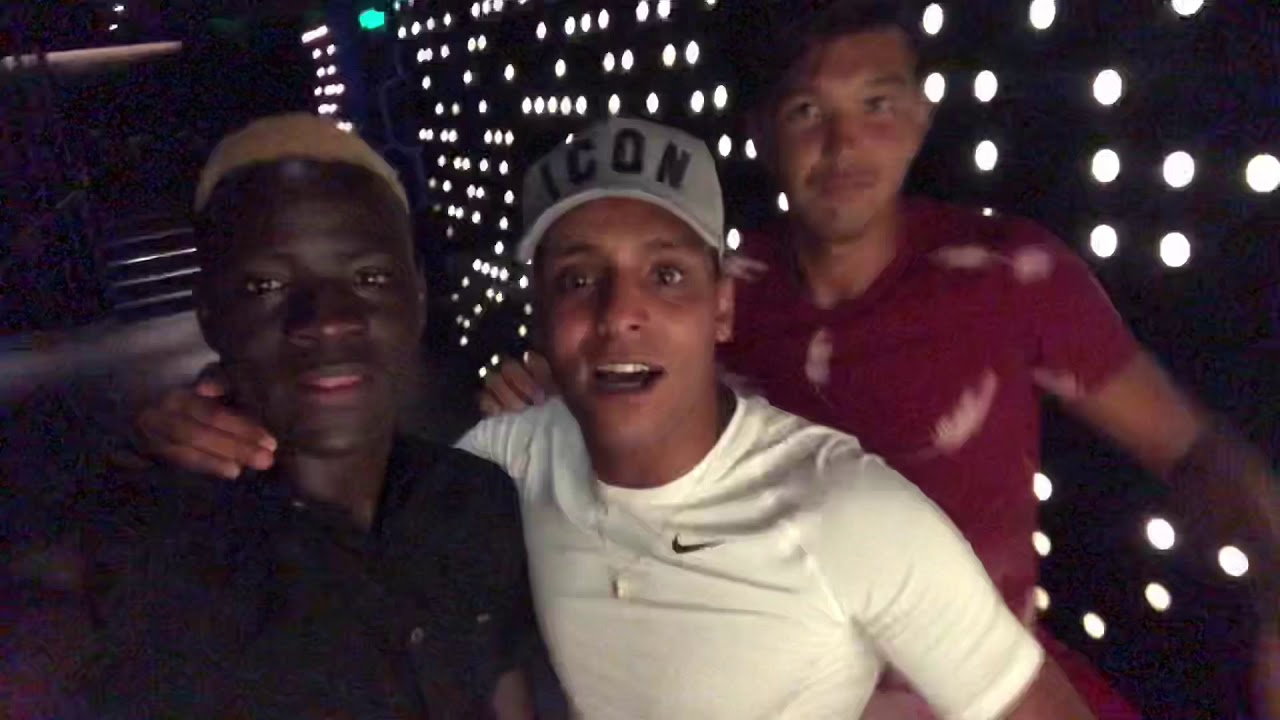 كحلوش زاهي مع تتيز  في disco ب 0 dh