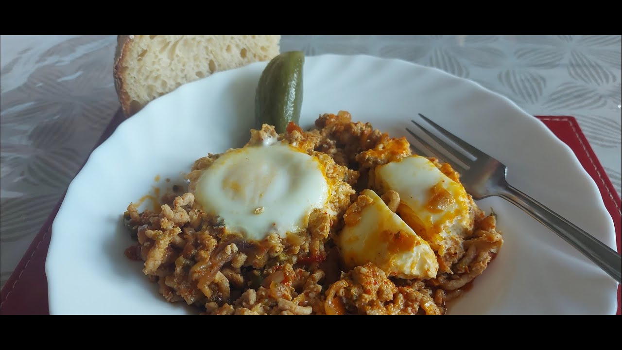 Tojásos egyszerű étel, ebédnek is megfelelő.