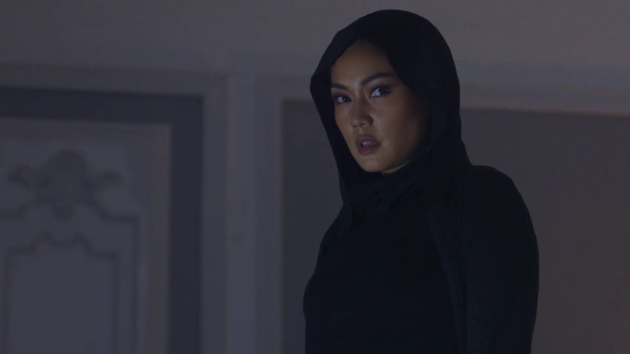 Connor catches Lupita robbing his house | Los Bastardos episode 48
