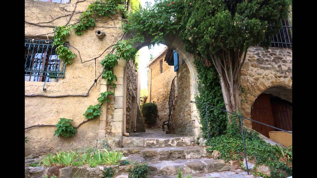 MIRABEL AUX BARONNIES (DROME)  PHOTOS   DANIEL  COROYER
