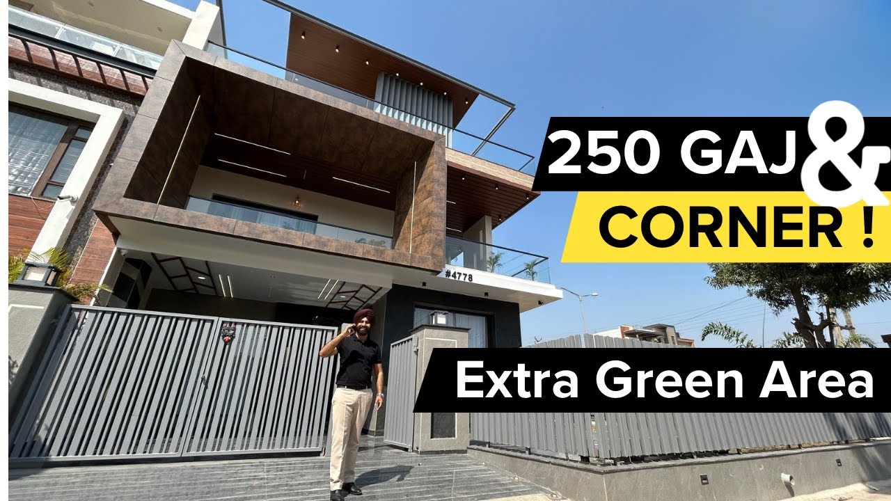 Corner 250 Gaj Luxury Duplex With Grand Private Lawn Area | Sector- 125 Mohali !