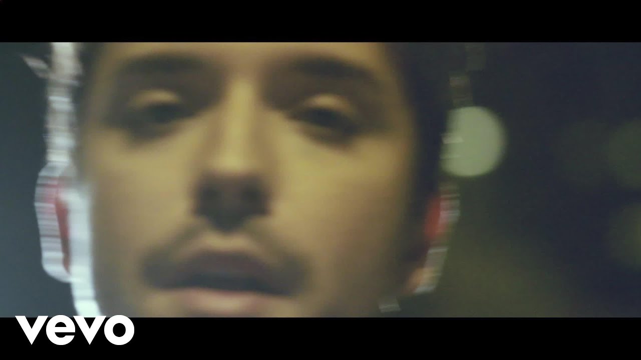 Bernardo Falcone - Secret Place ft. Jullie