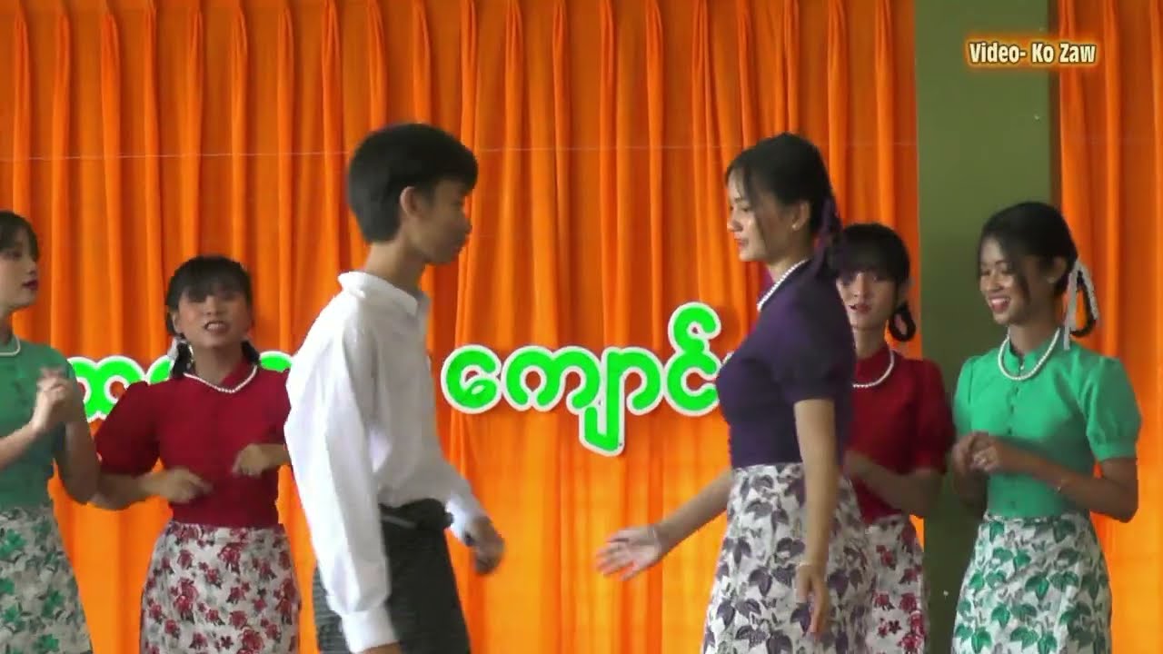 ဘွန္တော(မို့မို့ဇော်ဝင်း) - Grade-10 ကျောင်းသား/သူများ