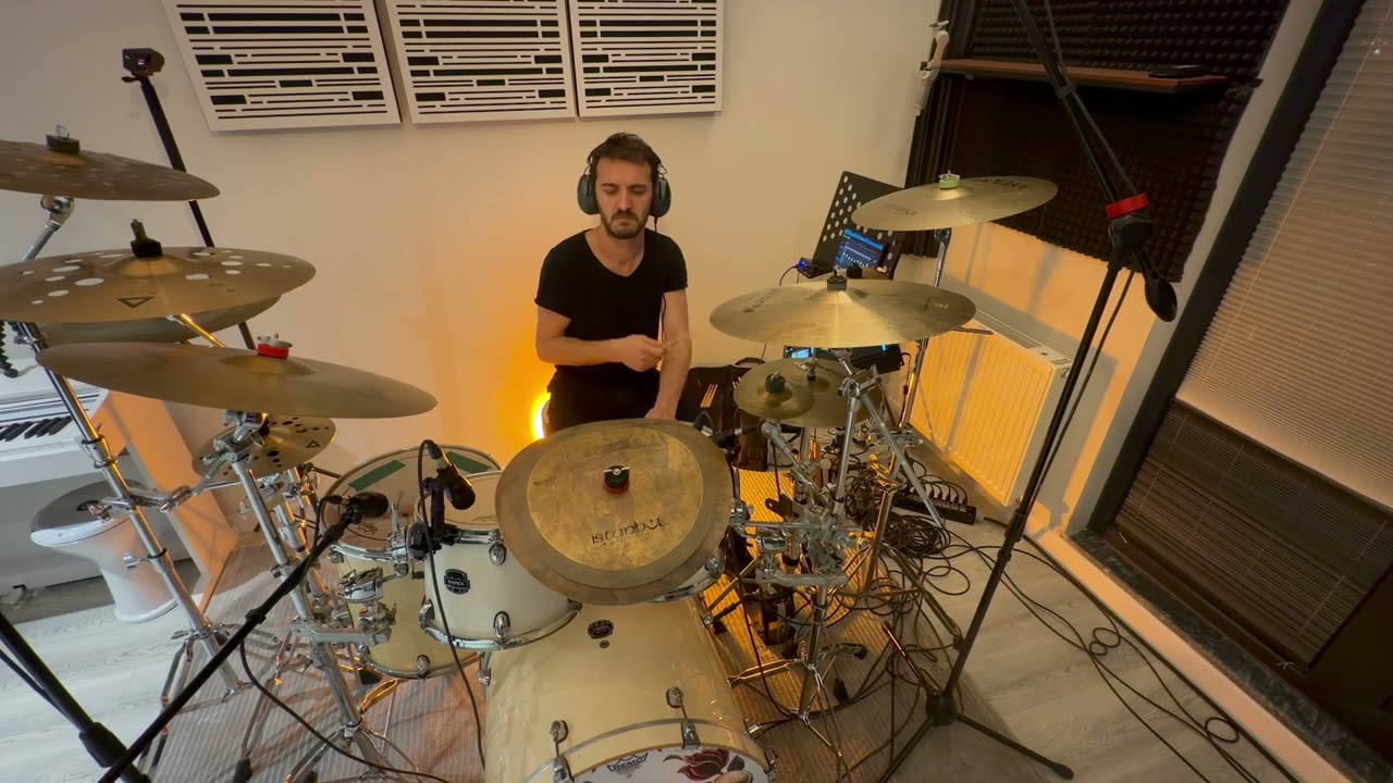 Nükhet Duru - Ben Sana Vurgunum ( Drum Cover )