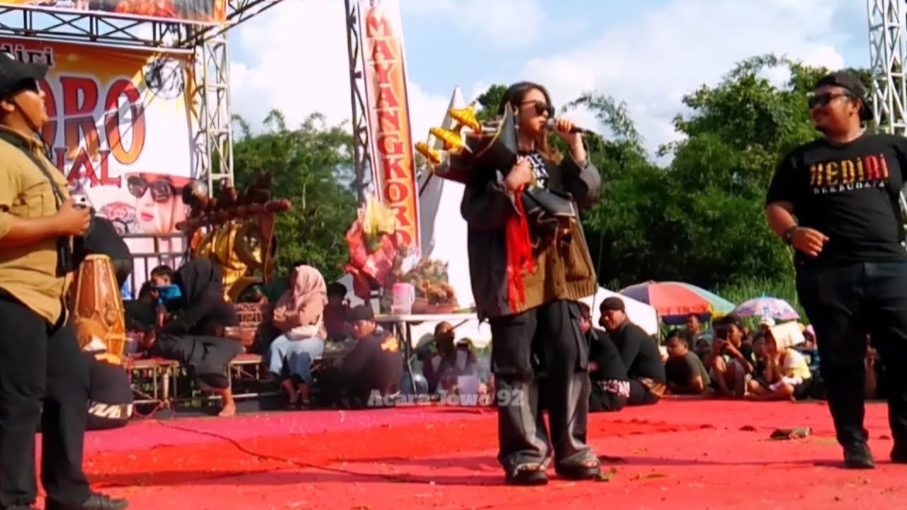 NIKEN SALINDRY MAYANGKORO ORIGINAL LIVE KANDANGAN #nikensalindriterbaru #mayangkorooriginal