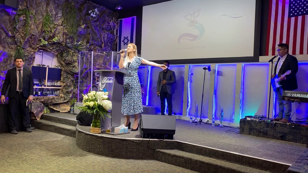 Nadia Gamarra - Trae el cielo aquí.