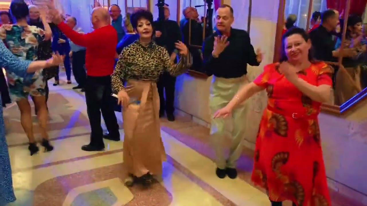 Белым цветом сирень.09.02.