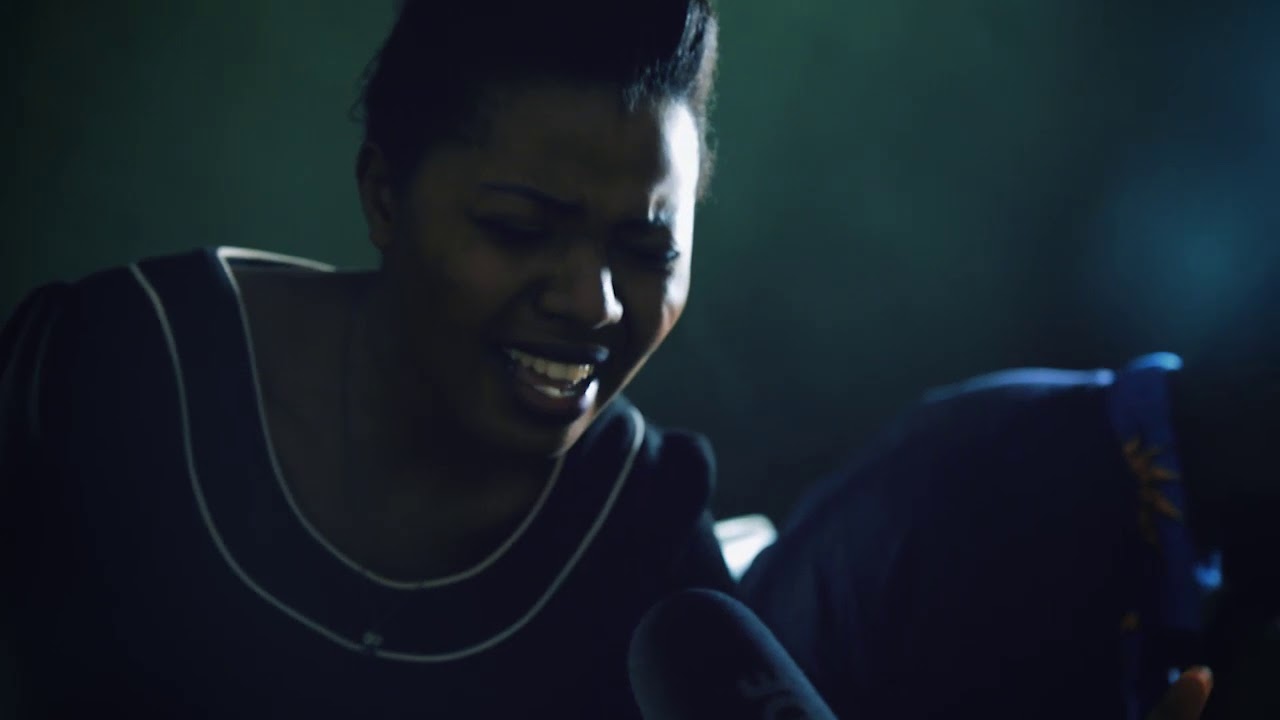 Ultimate - Phil Thompson(Cover)